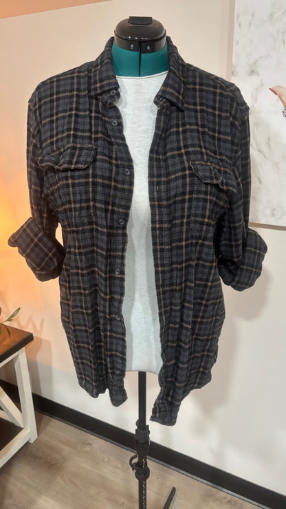 They Got Money For Wars But Can’t Feed Tje Poort, Tupac - Refashioned Flannel